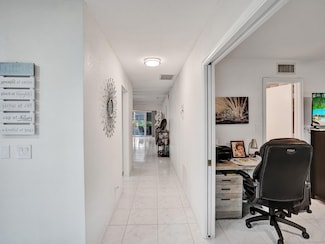1640 NW 18th Ave Unit 104, Delray Beach, FL 33445