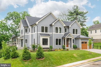 2951 N Nottingham St, Arlington, VA 22207