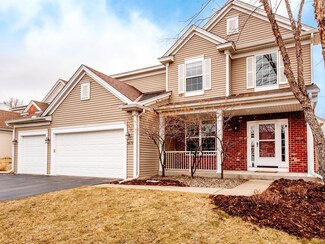 1670 Oakbrooke Cir, Saint Paul, MN 55122