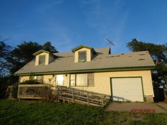 211 Michelle Ave, Walton, KS 67151