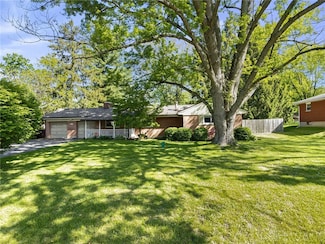 2874 Mckay Rd, Beavercreek, OH 45432