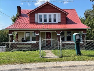 155 Myrtle Tree Rd, Charleston, WV 25309