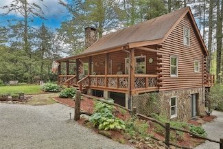 194 Big Pine Ln, Franklin, NC 28734