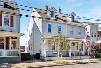 634 Bath St, Bristol, PA 19007