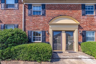 2530 E North St, Greenville, SC 29615