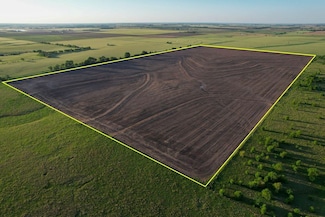 3150 Z Ave, Herington, KS 67449