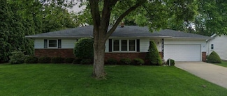 373 Maynard Dr, Sun Prairie, WI 53590
