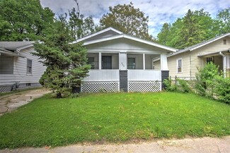 964 W Marietta St, Decatur, IL 62522
