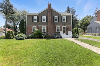 15 Onlook Rd, Wethersfield, CT 06109