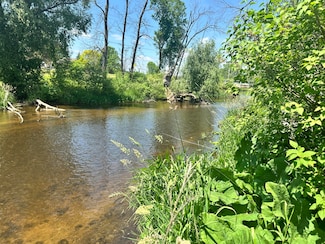 N6282 River Heights Dr, Plymouth, WI 53073