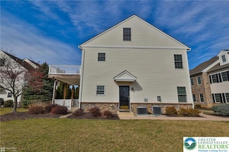 1800 Merlot Dr, Easton, PA 18045