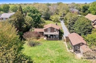 69 Miankoma Ln, East Hampton, NY 11937