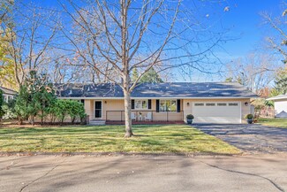 5608 Holiday Rd, Minnetonka, MN 55345