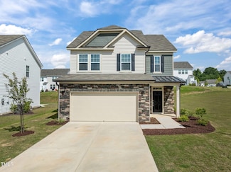 1200 Sidney Creek Dr, Zebulon, NC 27597