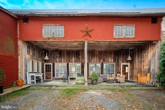 332 Reading Furnace Rd, Elverson, PA 19520