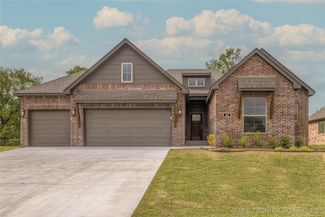 26 E 32nd, Sand Springs, OK 74063