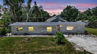 3234 Restful Ln, Sarasota, FL 34231