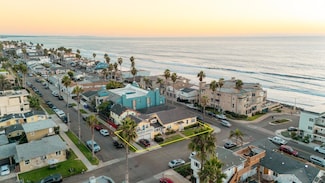 902-4 S Pacific St, Oceanside, CA 92054