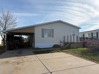 7204 E Grand River Ave Unit 99, Portland, MI 48875