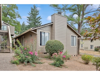 6965 Childs Rd, Lake Oswego, OR 97035