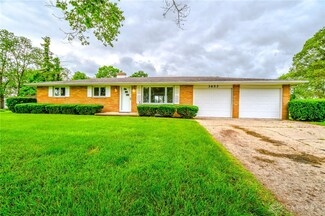 3653 Cloverdale Rd, Medway, OH 45341