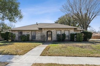 1202 Goldenrod Dr, Garland, TX 75043
