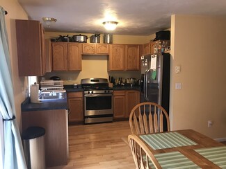 56 Heywood St, Worcester, MA 01604