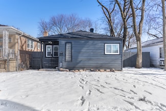 12509 S Bishop St, Calumet Park, IL 60827