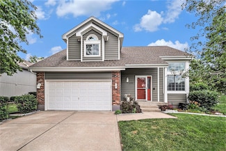 4301 NW Briarwood Dr, Blue Springs, MO 64015