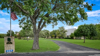 205 Kendall Falls Rd, Comfort, TX 78013