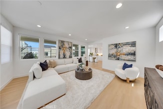 251 Tank, Irvine, CA 92618