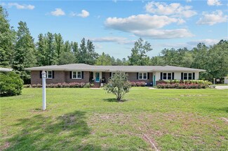 6565 Cedar Creek Rd, Fayetteville, NC 28312