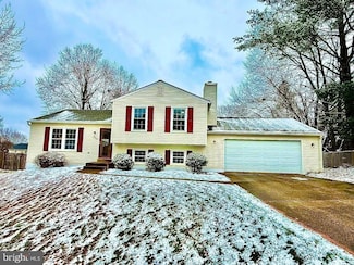 12819 Fantasia Dr, Herndon, VA 20170