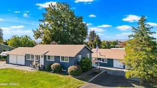 408 S 58th Ave, Yakima, WA 98908