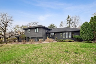 7112 Fleetwood Dr, Edina, MN 55439