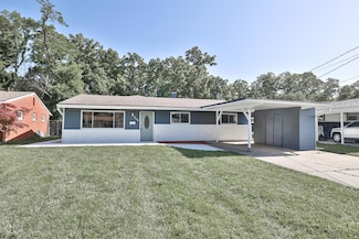 958 Hollytree Dr, Cincinnati, OH 45231