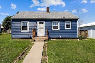 107 Spruce St NW, Blairstown, IA 52209