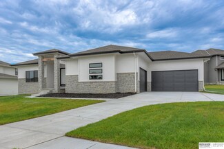 12802 Cooper St, La Vista, NE 68138