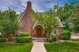838 Thomasson Dr, Dallas, TX 75208