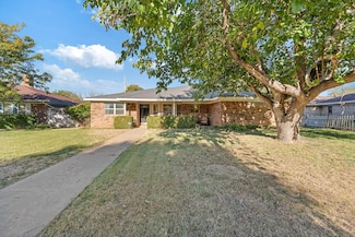 7602 Canode Dr, Amarillo, TX 79121