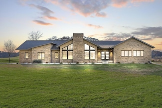 3489 Country Club Rd SW, Lancaster, OH 43130