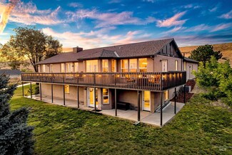 6225 W Hollilynn Dr, Boise, ID 83709