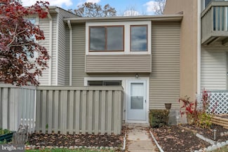 7912 Spring Forest Ct Unit 3A, Springfield, VA 22152