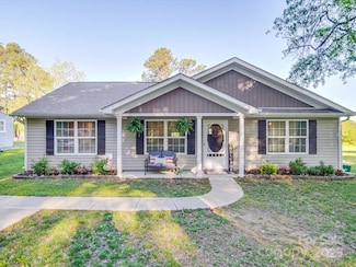 833 Generation Ln, Clover, SC 29710