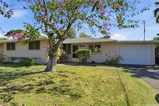 1032 Kainui Dr, Kailua, HI 96734