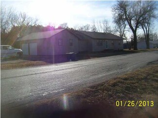 1240 N Elm St, Eureka, KS 67045