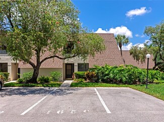 4650 Ringwood Meadow Unit 37, Sarasota, FL 34235