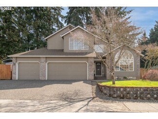 14344 SE Sieben Park Way, Clackamas, OR 97015
