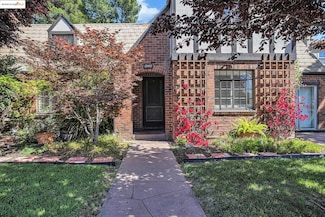 1545 W Walnut St, Stockton, CA 95203