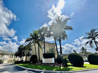 6331 La Costa Dr Unit F, Boca Raton, FL 33433